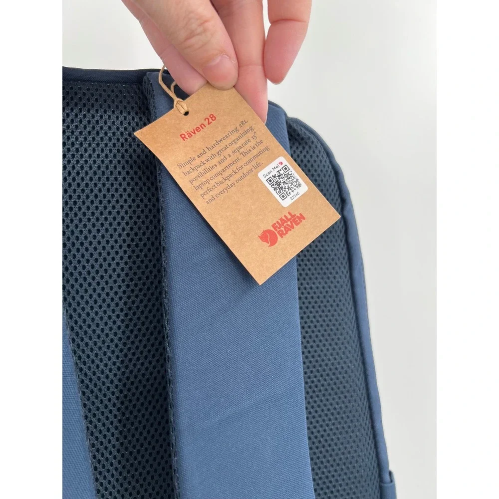 Fjällräven Räven 28 Backpack — Navy, NWT